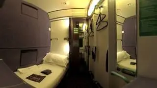 First Class Cabin on the Caledonian Sleeper from London to Scotland - 360 Video