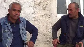 KARS ARPAÇAY TAŞDERE KÖYÜ MUHTARI YALÇIN AKBULAK GRUP YOLUMUZ ASFALTLANMALI