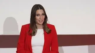 Navigating uncertainty with a high-performance mindset | Chiara Behrens de Luna | TEDxKLU Hamburg