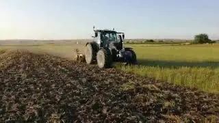 Valtra N174 direct + dischiera bednar Xn3000