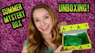 JEFFREE STAR COSMETICS SUMMER MYSTERY BOX UNBOXING & SWATCHES