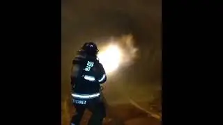 Firefighter equipment - Water shield. Техника пожарных &mdash; Водный щит.