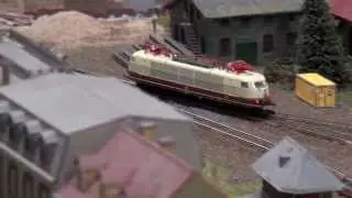 Fleischmann 103 225 9 im IC  und IR Dienst bei den Eisenbahnfreunden Schwarzenbek