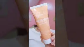 hello glow niacinamide facial scrub #facial #vitaminc #helloglow #shortvideo #shorts