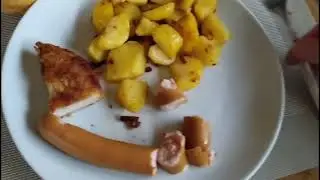 Vater und ich beim AbendeSSen am 5.04.2022, wer bekommt was? (Jens Hatzig)