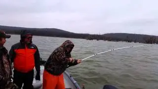 Dipsy Divers and Lead PADDLEFISH KING (SPOONBILL) COLD WINTER SNAGGING FORT GIBSON
