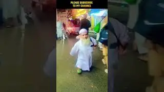 little muslim man in mecca #shorts #reels #trending #viralvideo #mecca  #youtubeshorts #ytshorts