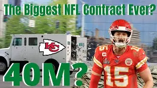 Patrick Mahomes Signs MASSIVE 10-Year Contract Extension! 400M$? Chiefs Fan Reaction!