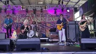 WAAX - Labrador (live) BEST NIGHT EVER!
