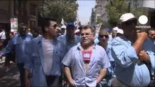 Greek state workers protest against privatisation