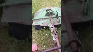 John Deere 5&rsquo; trailer brush mower rotary