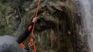 Vallon de la Pe&iuml;ra Canyoning 360 video