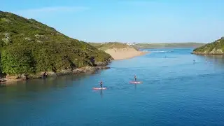 PADDLEBOARDING TOURS IN NEWQUAY, CORNWALL: WHAT YOU NEED TO KNOW
