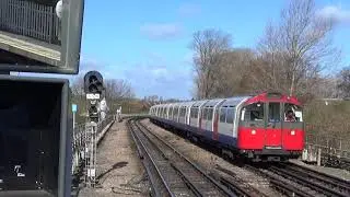 London Underground 1973 Stock 147 and 186 arriving into Aplerton