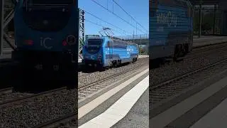 E402b nuova livrea Intercity in transito a Torino Stura #treni #treno #trenitalia #trainspotting