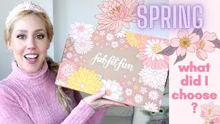 FabFitFun unboxing! Something from Kaja Beauty and special Baby Yoda appearance