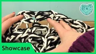 Scarf in 30 minutes | Crochet XXL | Easy Beginner Crochet Scarf | Black & White Scarf  | Wool-tastic