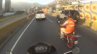 Paramedicos Motorizados // Guarimbas en terrazas del avila GOPR0611