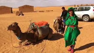 Couchsurfing in Sahara desert