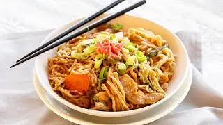 Easy Yakisoba - Japanese Stir Fried Noodles [Ready in 25 Minutes!]