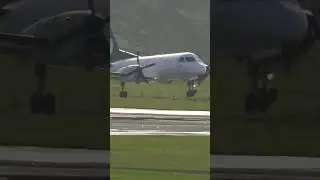 Air Chatham ￼Saab 340 landing at Auckland airport