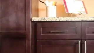 Shaker Espresso Kitchen Cabinets | Wholesale Kitchen Cabinets Beverly Hills | Summit Cabinets