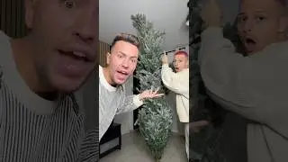On assemble 2 sapins de No&euml;l pour en faire un XXL 😱😍