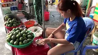 VIETNAM STREET SCENES 2019 SAIGON- HO CHI MINH CITY. SGN (HCMC), VIETNAM