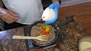 SAUSAGE, EGG, CHEESE HASHBROWN CASSEROLE ( inspired by: S&G/w AB)