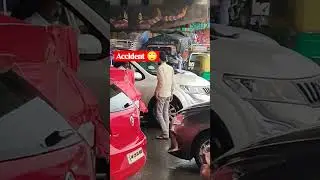 Car Accident indore Tejaji nagar #shorts #youtuveshorts #indore #indorenews #accidenttruck #accident