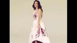 Laura Pausini-bailando dancing Queen