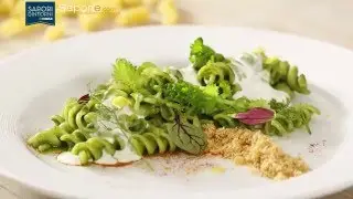 Fusilli con pesto di cime di rapa, crema di burrata e alici | Chef Stefano De Gregorio | Saporie