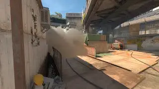 CS2 de_overpass Smoke Track to Bridge