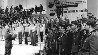 Eine Rote Fahne [Joachim Werzlau] - Erich-Weinert-Ensemble