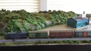 N SCALE TRAIN LAYOUT LIGHTWEIGHT AND PORTABLE