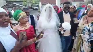 Oukumbi du Mariage de mr Mohamed Abdallah (Allicia le blan 