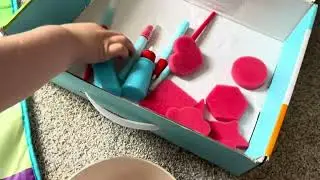 Review: Chuckle & Roar Doodle Mat - Mess Free Water Color Fun