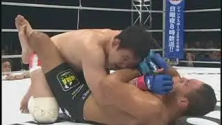 Antonio Rogerio Nogueira 'Minotouro' X Kazushi Sakuraba - PRIDE 2003 - (Luta Inteira - Full Fight)