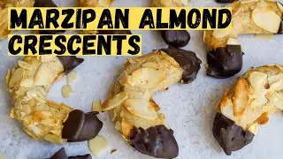 Marzipan Almond Crescents - Marcepanowo- Migdałowe P&oacute;łksiężyce