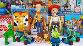 Toy Story Woody & Slinky Dog Figures | Calm ASMR Unboxing