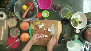 Raw Food Recipe Demo - Living Chili - Blythe Raw Live