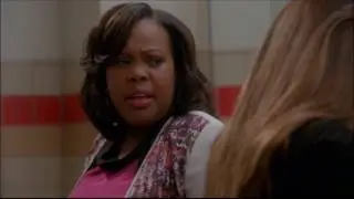 Glee - Mercedes comforts Rachel after Santana's rant 5x12