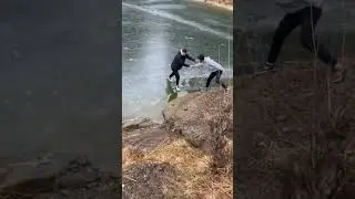#ржач #мужчинынаприключениях #funnyfails #icechallenge