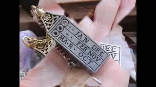 Vintage Anglo-Saxon Sundial Reproduction Pendant Necklace