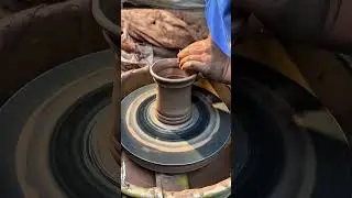 Throwing a Judge Mug at Deneen Pottery