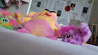 Omorashi and pear meet big guy