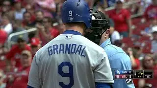 LAD@STL: Grandal gets ejected after arguing at home