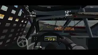 Balapan nascar....@MrAnt.