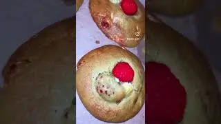 Recette Cookie matcha, chocolat blanc & framboise