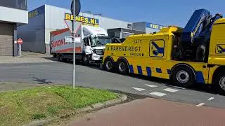 A Barendregt Berging    Vachtwagen in dam zetten om leeg te maken na aanrijding  01-05-2024
